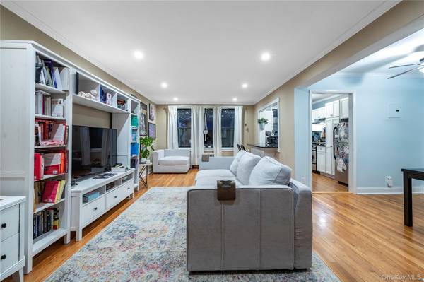 1 Jefferson AVE #A12, Rockville Centre, NY 11570