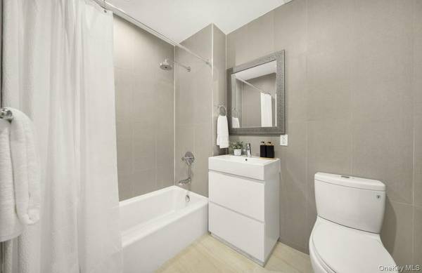 1450 110th Street #N605, College Point, NY 11356
