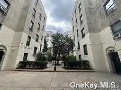 21-05 33 ST #5F, Astoria, NY 11101