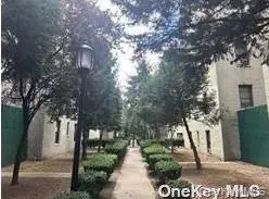 21-05 33 ST #5F, Astoria, NY 11101