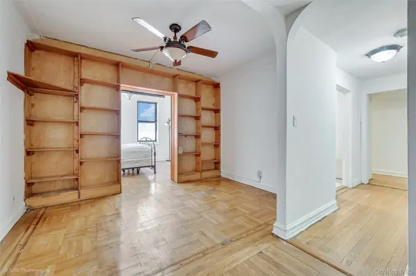 47-20 42nd ST #1B, Sunnyside, NY 11104