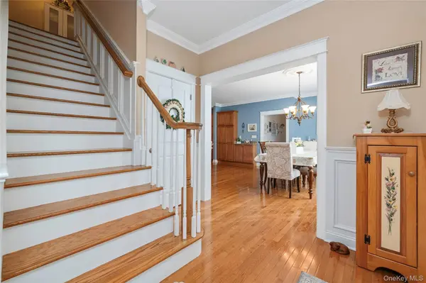 15 Cowdrey ST, Warwick, NY 10990