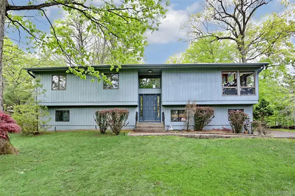 23 Sherwood Ridge RD, Pomona, NY 10970