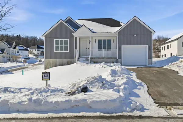 4 Stillman Wye, Monroe, NY 10950