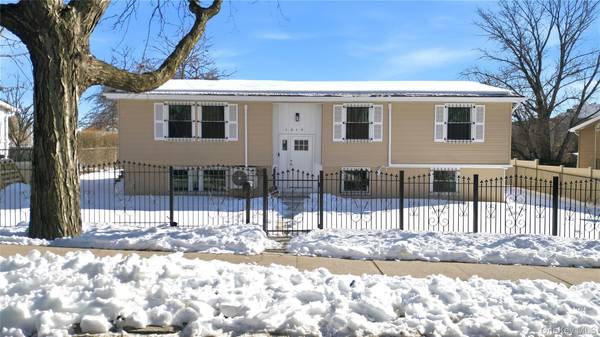 1510 Crotona Park, Bronx, NY 10460