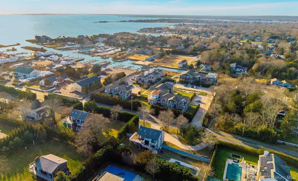 68 Foster AVE #13, Hampton Bays, NY 11946