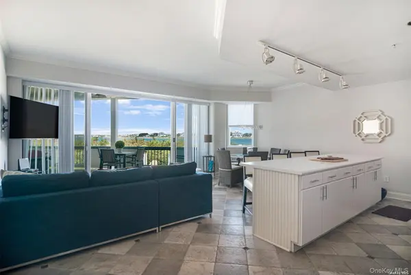 260 Dune RD #75E, Westhampton Beach, NY 11978