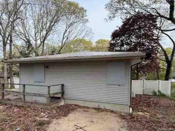 50 ASTOR DR, Shirley, NY 11967
