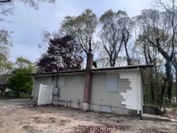 50 ASTOR DR, Shirley, NY 11967