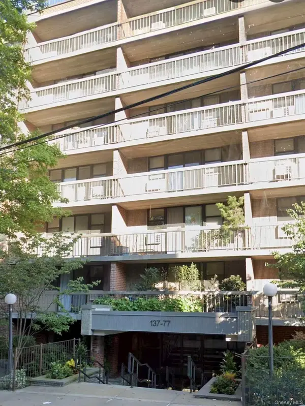 137-77 45th AVE #3P, Flushing, NY 11355