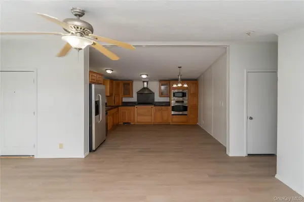 79 Stern Scenic DR, Middletown, NY 10940