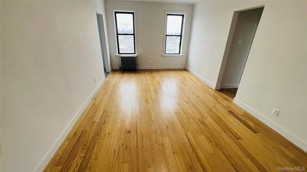 6105 39th AVE #D6, Woodside, NY 11377