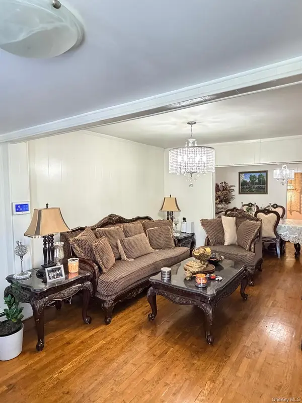 9726 133rd ST, Richmond Hill S., NY 11419