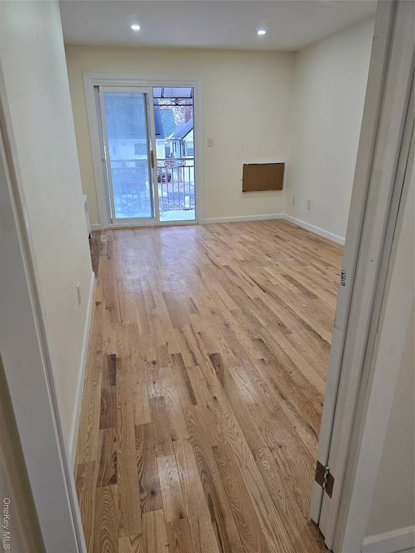 1792 Lacombe AVE #2 2nd floor, Bronx, NY 10473