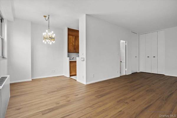 555 Kappock ST #4H, Bronx, NY 10463