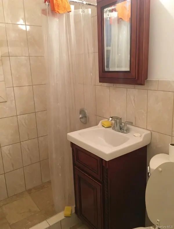 133-24 Laurelton Pkwy #Lower, Rosedale, NY 11422