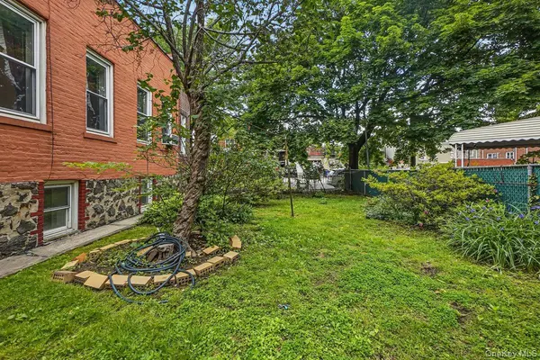 2117 Hazen ST, East Elmhurst, NY 11370