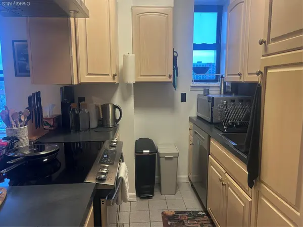 25 W Broadway #503, Long Beach, NY 11561
