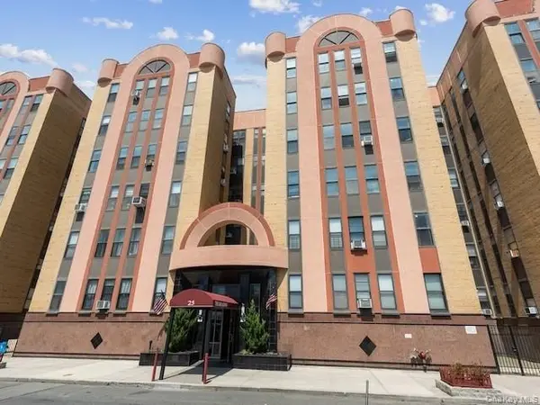 25 W Broadway #503, Long Beach, NY 11561