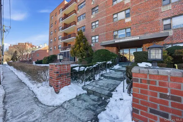 266 Pelham RD #4E, New Rochelle, NY 10805