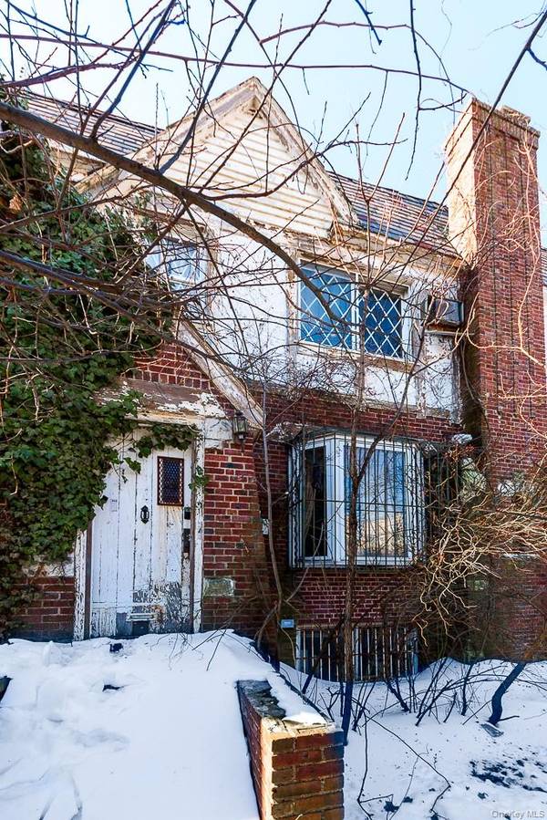 30 Tudor TER, Brooklyn, NY 11224