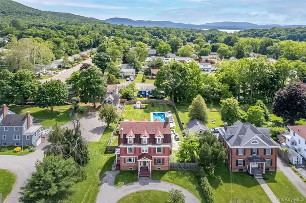 831 Wolcott AVE, Beacon, NY 12508