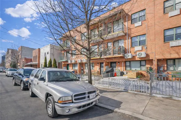 34-46 10th ST, Astoria, NY 11106