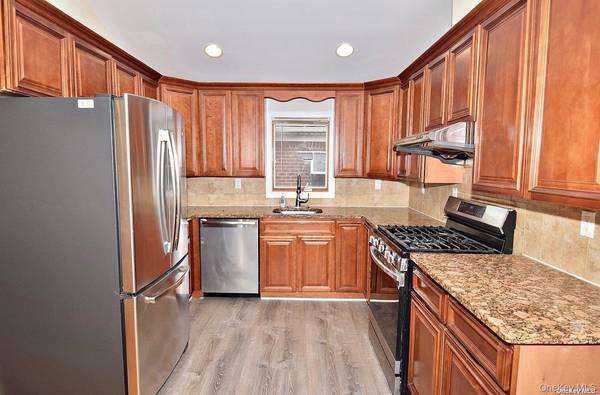 154-36 20th RD, Whitestone, NY 11357