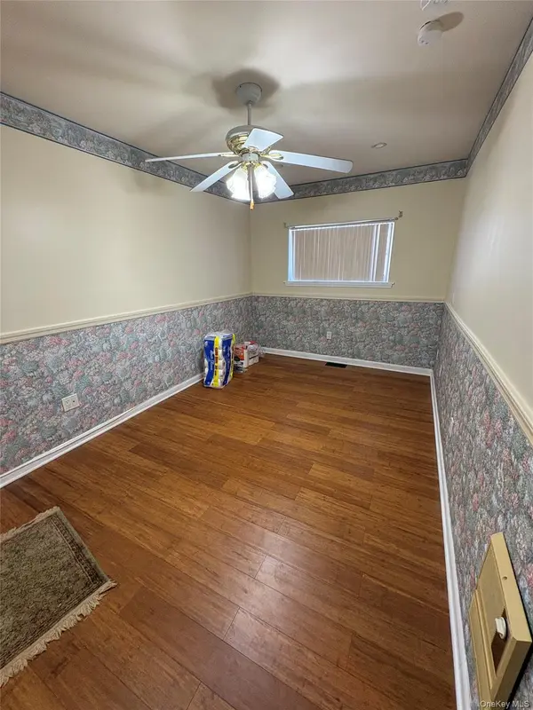 281 Graff AVE, Bronx, NY 10465