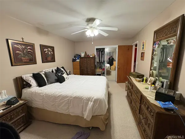 281 Graff AVE, Bronx, NY 10465