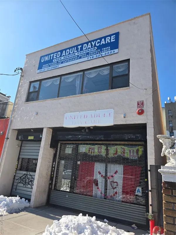 10344 121st ST, Richmond Hill, NY 11419