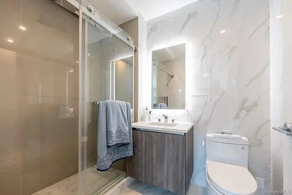 33-66 Farrington ST #8H, Flushing, NY 11354