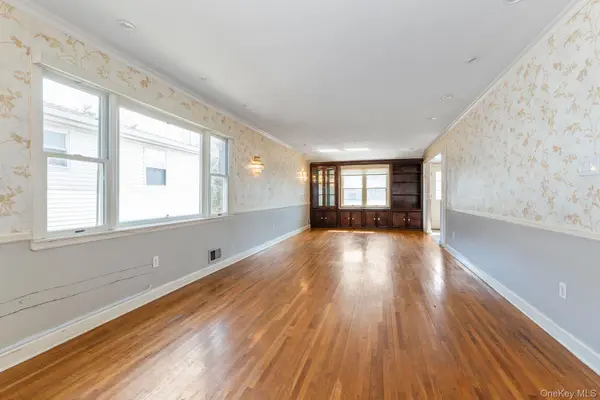 607 Lanett AVE, Far Rockaway, NY 11691