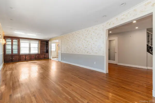 607 Lanett AVE, Far Rockaway, NY 11691