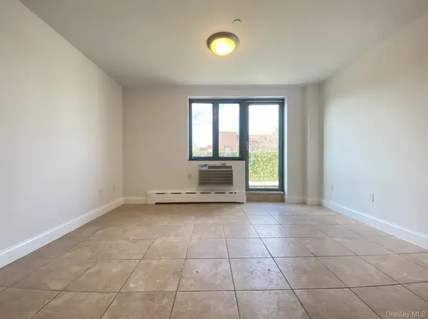 2447 44th ST, Astoria, NY 11103