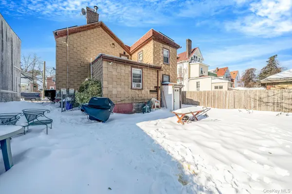 505 Mundy LN, Mount Vernon, NY 10550