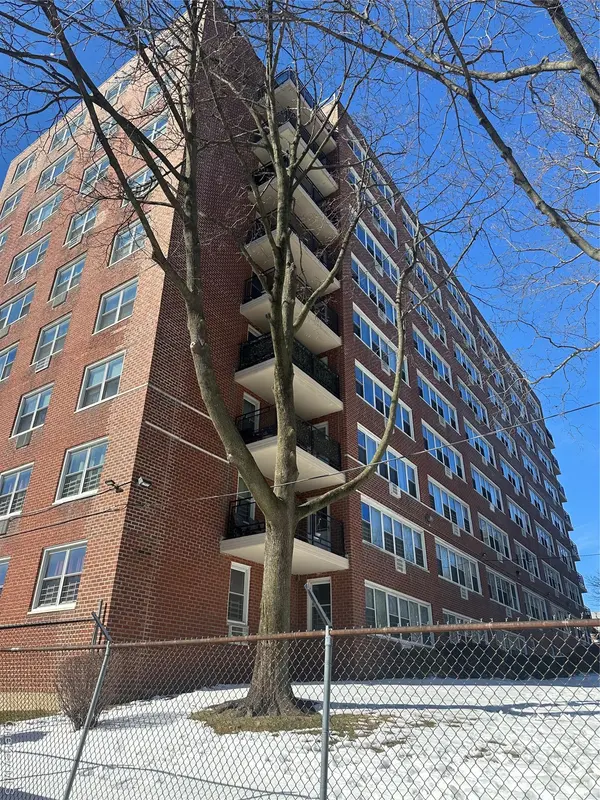 164-20 Highland AVE #9T, Jamaica Hills, NY 11432