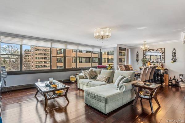 7-15 162nd ST #4B, Beechhurst, NY 11357