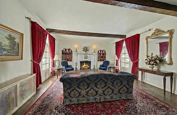 93 Stuyvesant PLZ, Mount Vernon, NY 10552