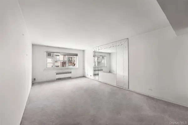 44-59 Kissena BLVD #4J, Flushing, NY 11355