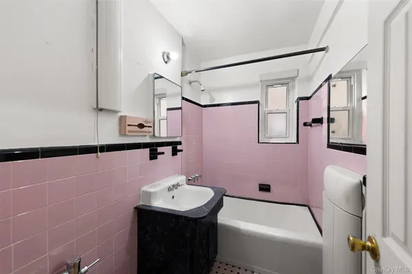 44-59 Kissena BLVD #4J, Flushing, NY 11355