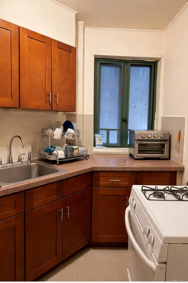 1566 Unionport RD #1C, Bronx, NY 10462
