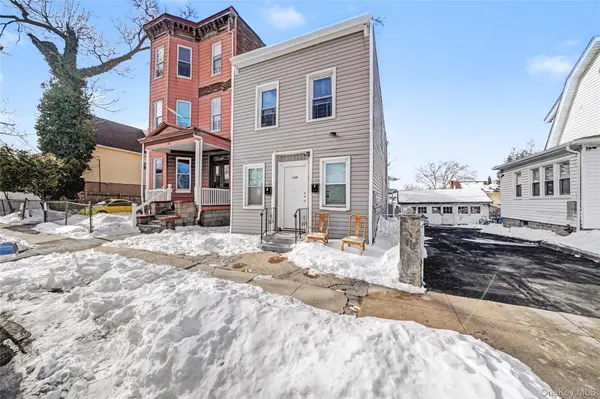 548 S 8th AVE, Mount Vernon, NY 10550