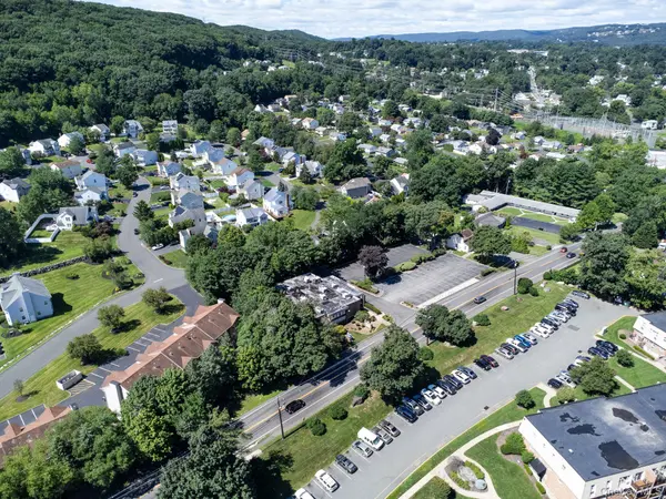 171 Ramapo RD #Lower, Garnerville, NY 10923