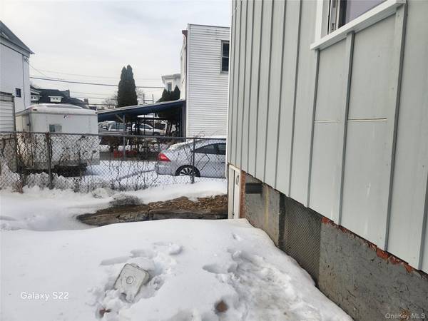 110 S 6th AVE, Mount Vernon, NY 10550