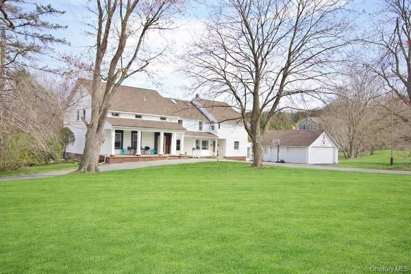 487 Black Meadow RD, Chester, NY 10918