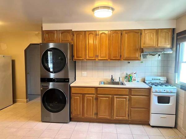 42-47 194TH ST #1FL, Flushing, NY 11358