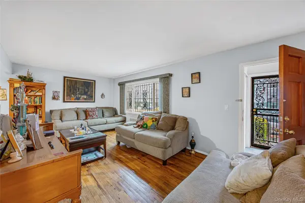30-19 Bessemund AVE, Far Rockaway, NY 11691