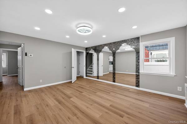 10424 208th ST, Queens Village, NY 11429