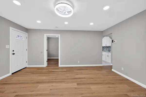10424 208th ST, Queens Village, NY 11429